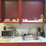 1St Floor Studio Near Airport With Small Kitchenette